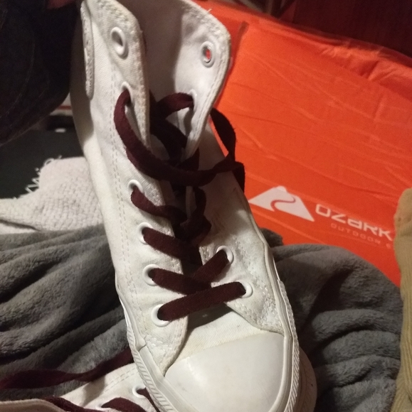 Converse men's 6 women's 8 - Picture 2 of 4